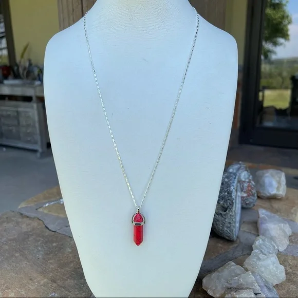 FASHION JEWELRY RED HOWLITE CRYSTAL PENDANT NECKLACE - Picture 3 of 5